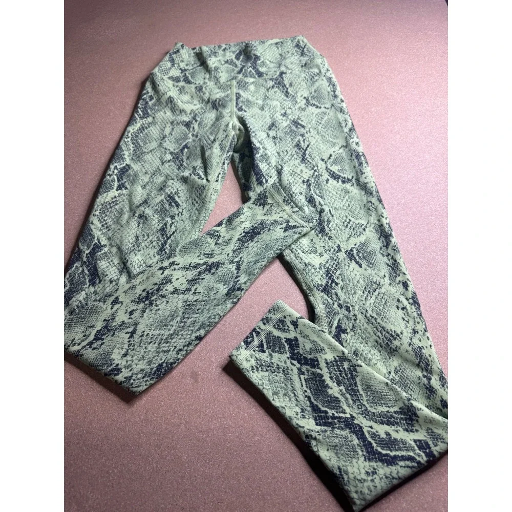 Alo Yoga High Waist Snakeskin Leggings Lime Green Black Animal Print‎ Womens S
